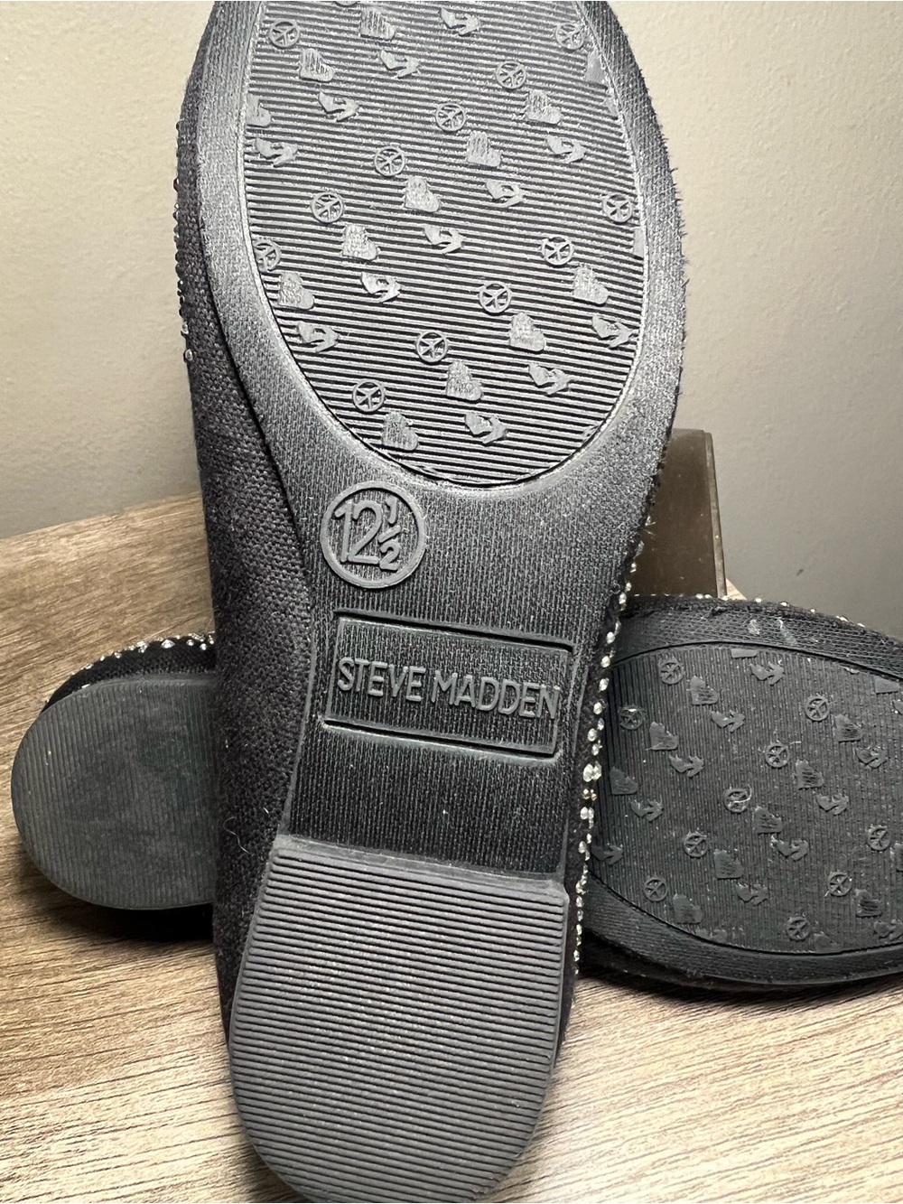 Steve Madden Black Rhinestone Ballet Flat —(stock 02) - Picture 6 of 6